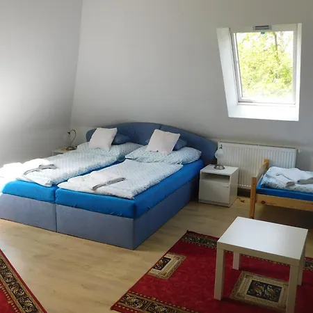 Arnau Guest house Hostinne (Hradec Kralove)