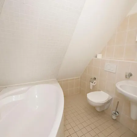 Arnau Guest house Hostinne (Hradec Kralove)