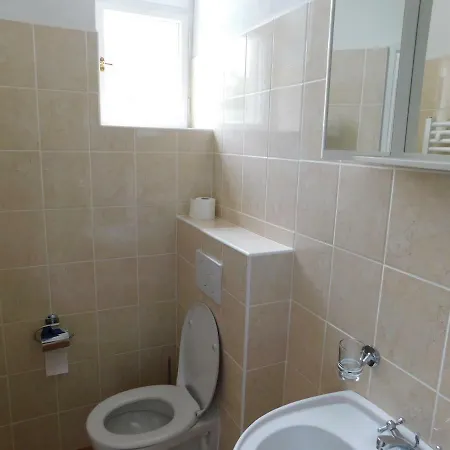 Penzion Arnau Hostinné