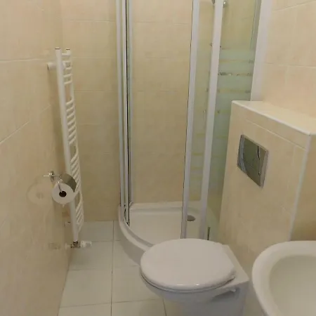 Arnau 3* Hostinne (Hradec Kralove)
